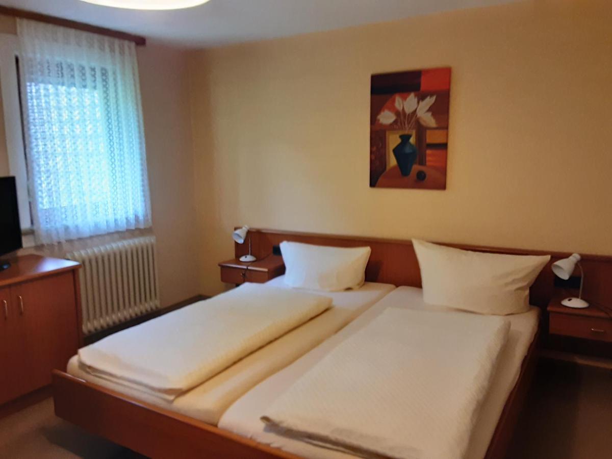 Hotel Gasthof Zur Krone Oberzent Exterior photo